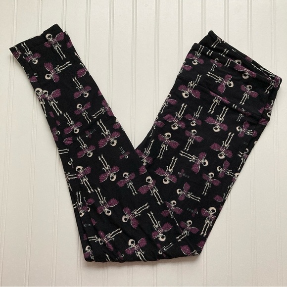 NWT LuLaRoe TC leggings Halloween flying angel skeletons black Whimsygoth rare - Picture 1 of 4